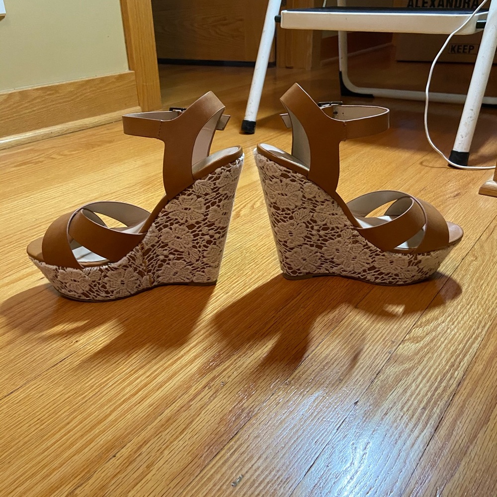 Heels - Picture 3 of 6